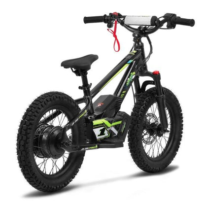 Amped A16 PRO -SVART